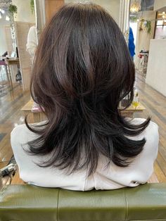 Jelly Fish Haircut Long Hair, Wolf Jellyfish Haircut, Jellyfish Wolfcut Haircut, How To Cut Jellyfish Haircut, Jellyfish Wolf Cut Hair, Jelly Fish Haircut Curly Hair, Jellyfish Haircut With Curtain Bangs, Jellyfish Cut Long Hair, Jellyfish Haircut Short 360