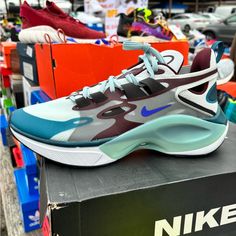 Nwt Smoke Free Home Blue Sneakers With Vented Sides For Streetwear, Blue Running Shoes With Vented Sides For Streetwear, Casual Blue Sneakers With Vented Sides, Modern Blue Nike Running Shoes, Nike Blue, Shoes Nike, Mens Shoes Sneakers, Men's Nike, Nike Men