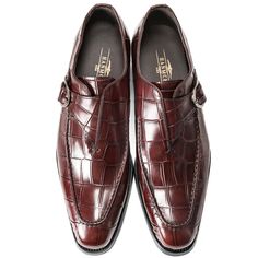 Gender: Men Type: Oxford Main Materials: Cowhide Insole: Pigskin Sole: Rubber Type of Closure: Buckle Style: Daily, Casual, Classic Heel Height: Low (1-3 cm) Men Classic, Oxford Shoes Men, Classic Heels, Leather Oxford Shoes, Shoe Size Conversion, Cool Boots, Men Shoes Size, Wine Red, Shoe Sale