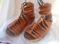 Leather roman open shoes CALIGAE Open Shoes, Roman Shoes, Gladiator Shoes, Vintage Shoe, Handmade Sandals, Shoe Inspiration, Men's Sandals, Star Shoes, Boot Bag