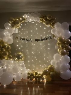 Beautiful easy DIY balloon Ring. I linked the balloon ring I used from amazon! Super easy to set up and makes your decor look expensive! Balloon Ring, Eid Balloons, Farmhouse Vibes, Unicorn Themed Birthday Party, Easy Birthday