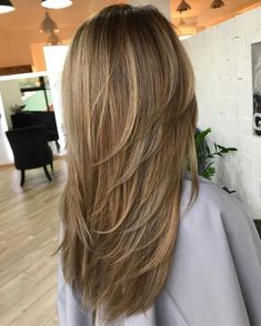 Long Hair V Cut, Trendy Layered Hairstyles, Long Blonde, Feathered Hairstyles, Medium Hair Cuts