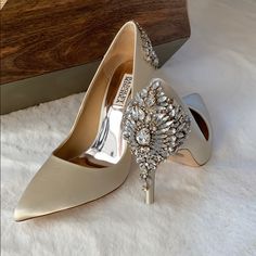 Elegant Bedazzled Heels For Wedding, Elegant Embellished Heels For Wedding, Glamorous Embellished Wedding Shoes For Reception, Elegant Embellished Champagne Wedding Shoes, Elegant Embellished Shoe Clips For Wedding, Champagne Embellished Wedding Shoes, Elegant Champagne Wedding Shoes For Reception, Heels Wedding Shoes, Shoes Prom