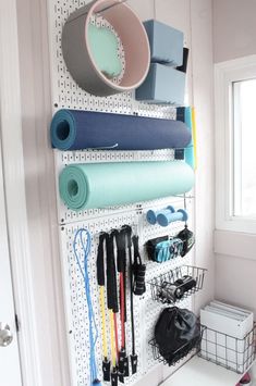 Gym Makeover, Small Home Gyms, Home Gym On A Budget, Basement Decoration, Small Home Gym, Pegboard Storage, Home Gym Garage, Workout Room Home, Mini Gym