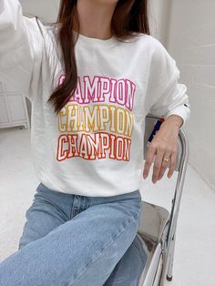 Champion Women's Fleece Pullover Crewneck Sweatshirt White GF535 58600A 100 Sweatshirt White, Womens Fleece, White Sweatshirt, Crewneck Sweatshirt, Crew Neck Sweatshirt, Crew Neck, Sweatshirts, White