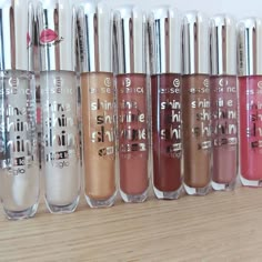 Essence Makeup Aesthetic, Essence Gloss, Esensse Lipgloss, Essence Lip Gloss Swatch, Lipgloss Collection Aesthetic, Essence Lip Gloss, Essence Clear Lipgloss