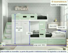 a room with bunk beds, stairs and drawers on the wall is labeled in spanish