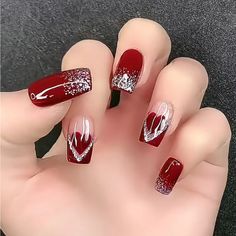 24 Pcs Red Full Cover Press On Nails - Long-Lasting Fake Nails Silver Nail Designs, Press On Nails Short, Style Français, Nails For Women, Silver Nails, Stick On Nails, Nailed It, Nails Short, Valentine's Day Nails