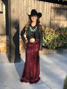 Rodeo Queen Outfits Dresses, Rodeo Prom Dresses, Rodeo Pageant Outfits, Rodeo Queen Dress, Cowgirl Christmas Outfit, Rodeo Prom, Rodeo Queen Outfits, Western Formal