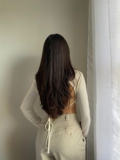 Long brown hair, long hair, brown hair, thick hair, straight hair, hair with layers, hair goals, long hairstyles, long hair, long straight hair Good Hair Aesthetic, Long Thick Hair With Layers Straight, Long Hair In Layers, Long And Thick Hair, Hair Care To Get Thick Hair, Girls Long Hair, Vision Board Long Hair, Cut For Long Hair, Girls With Long Hair