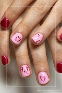 Trendy Christmas Cool Nail Designs Ideas 2023 Nails Creative Ideas, Kids Christmas Nails Short, Kids Nail Art Christmas, Christmas Nail Design Short Nails, Girls Holiday Nails, Girl Christmas Nails Kids, Gel Nail Designs Short Nails No Acrylic Christmas