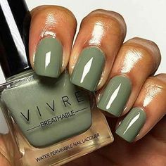 Get ready for the cozy and chic vibes of early fall with these must-try nail designs! 🍂💅 #EarlyFallNails #AutumnVibes #NailInspo #FallManicure #CozySeason #NailArt #TrendyNails #SeasonalNails #NailGoals #FallFashion" Halal Nail Polish, Water Based Nail Polish, Green Nail Polish, Green Nail, Pamper Yourself, Dipped Nails, The Spa