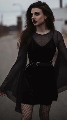 Ricky Aimee, Summer Goth Outfits, Goth Outfit Ideas, Casual Goth, Dramatic Sleeves, Witchy Fashion, Dark Outfits, I Want To Know