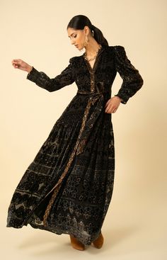 Mccalls Patterns Dress, Pretty Little Dress, Empire Maxi Dress, Burnout Velvet Dress, A Night At The Opera, Velvet Burnout, Formal Style, Wedding Dress Inspiration, Little Dresses