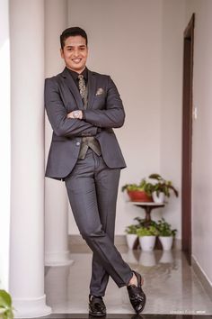 top 10 Groom Posing Ideas!! Boys Wedding Photoshoot Poses, Groom Traditional Poses, Suits Poses For Men, Christian Groom Poses, Groomsmen Flatlay, Indian Wedding Groom Poses, Groom Poses Single