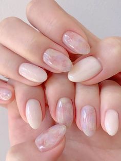 Nail White Pink, Korean Nails Ideas White, Japanese Gel Nail Designs Simple, Japanese Ombre Nails, Pink White Nail Art, Kbeauty Korean Nails, Wedding Nails Korean, Japanese Gel Manicure, Bridal Floral Nails