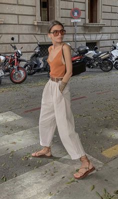 Italian Fashion Summer Street Style, Italian Fashion Street Summer, Italian Summer Fashion Women, Italian Fashion Women Street, Italian Outfits Summer, Italian Summer Outfits Womens Fashion, Summer Park Outfits, Sunday Brunch Outfit Summer Casual, Italian Outfits Women Summer