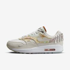 Nike Wmns Air Max 1 87 [FJ7734-101] Women Casual Shoes White/Phantom-White-Mint Foam BRANDS Adidas Asics Converse Mizuno New Balance Nike Puma Reebok Saucony Skechers Under Armour kixpress / NIKE / WMNS AIR MAX 1 87 WMNS AIR MAX 1 87 FJ7734-101 WHITE/PHANTOM-WHITE-MINT FOAM NIKE   SHOES   CASUAL   WOMEN WMNS AIR MAX 1 87 100% AUTHENTIC guarantee, carried from brand authorized retailer. NOT factory seconds, variants, or fakes. Brand new with original box, never worn or tried on. Comes with origin Air Max One, Yeezy Boots, Nike Air Pegasus, Jordan 11 Retro Low, Nike Models, Womens Air Jordans, Marathon Running Shoes, Metal Charms, Nike Air Max For Women