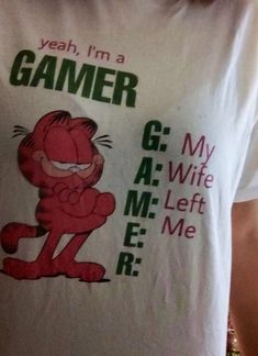 What Vide Do I Give Off, Cursed T Shirts, Goofy Tshirt, Cursed Shirts, Funny T Shirts Humor, Garfield Shirt, Silly Shirts, Goofy Shirt, Silly Clothes