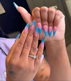 Nail Designs Bling, Miami Nails, Girly Fits, Dope Nail Designs, Cute Toes, Dope Hairstyles, Short Acrylic Nails Designs, Dope Nails, Short Acrylic Nails