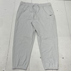 Nike Gray Loose Fit Mid Rise Jogger Sweatpants Side Pockets Mens Size 2x New New With Tag See Photos Ls 260/24 Aa10 Kr8 Nike Casual Pants With Elastic Waistband, Casual Nike Pants With Elastic Waistband, Nike Bottoms With Pockets For Loungewear, Nike Casual Solid Color Pants, Casual Nike Pants In Solid Color, Nike Bottoms With Side Pockets For Loungewear, Casual Nike Pants, Nike Cotton Bottoms With Pockets, Nike Bottoms With Elastic Waistband For Leisure