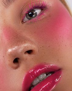 Ganni Aesthetic, Pink Mascara, Love Makeup, Creative Makeup