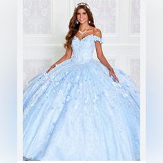 Stunning Baby Blue Sweet 16 Ball Gown. Worn Once. The Entire Dress Has Built In Lights Which You Can Choose Which Part Of Dress To Light Up For That Grand Entrance. I Have Included A Video And Pictures Of My Daughter Wearing This Beautiful Dress. Dress Does Not Come With The Hoop Petticoat Which Will Have To Be Purchased By The Buyer. Baby Blue Sweet 16, Sweet 16 Ball Gown, Dresses Baby Blue, Light Blue Quinceanera Dresses, Sweet 16 Ball, Blue Quinceanera Dresses, Hoop Petticoat, Blue Quinceanera, Blue Sweet 16