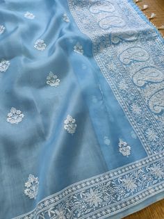 buta saree with blouse cloth; Code: CTI; Connect on WhatsApp 91 9010974259 for bookings; #HLcolours #EmbroiderySilkSarees #OrganzaSilkSarees Organza Chikankari Saree, Chunni Designs, Benaras Sarees, Saree Inspiration, Fashionable Saree, Chikankari Saree, Party Wear Sarees Online, Chikankari Work, Saree Work