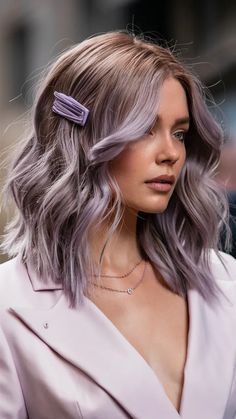 26 Buttery Blonde Hair Color Ideas to Try in 2025 Bold Hair Color Ideas, Lavender Grey Hair, Subtle Caramel Highlights, Lavender Highlights, Fantasy Hair Color, Golden Brown Hair Color, Golden Brown Hair, Blonde Tips, Ash Blonde Balayage