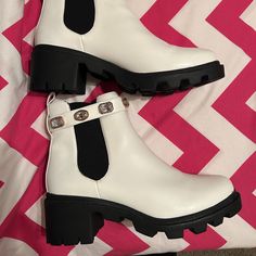 Darling Steve Madden White Lug Boots With Rhinestone Band Womens Size 11 Brand New Without Tags And Do Not Have Orginal Box , Never Worn. Dillards Sells Them For $129 New Steve Madden Amulet Jewel Embellished Lug Sole Chunky Block Heel Combat Platform Booties Steve Madden White Platform Boots, White Lug Boots, Lug Boots, Chunky Block Heels, Lug Sole, Steve Madden Shoes, Steve Madden, Block Heels, Bootie Boots