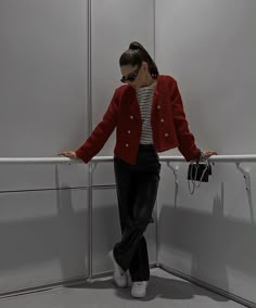 pinterest: hezzprice Red Boucle Jacket Outfit, Red Tweed Blazer Outfit, Red Tweed Jacket Outfit, Red Coat Outfit Winter, Red Coat Outfit, Red Jacket Outfit, Red Blazer Outfit, Cropped Jacket Outfit, Red Tweed Jacket