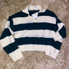 Brand New With Tags H&M Womens Cropped Striped Cream And Dark Green Sweater Collar And Button Details Perfect Condition Women’s Size- Xs Striped Long Sleeve Tops From H&m, Sweater Collar, Dark Green Sweater, Collared Sweater, Sweater Cropped, Clothing Pieces, Sweater Crop, Striped Sweater, Green Sweater