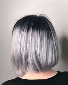 Idea Magazine, Blue Grey Hair, Grey Hair Looks, Gray Balayage, Grey Bob, Blonde Ale, Brown Hair With Blonde Highlights, Hair Color Pink, Hair Colours