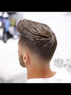 Graduated Crop With a Fade. Aveda Mens Styling pomade was used to get this look Low Skin Fade, Hair Replacement Systems, Mens Haircuts Fade, Corte De Cabelo Masculino, Hair Replacement