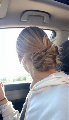 Test Day Hairstyles, Cute Hairstyles To Do On Yourself, Photo Hair Ideas, Hairstyles For Wet Hair Quick, Hair Ideas Simple, Hairstyle Straight Hair, Easy Lazy Hairstyles, Basic Hairstyles, Hair Styels