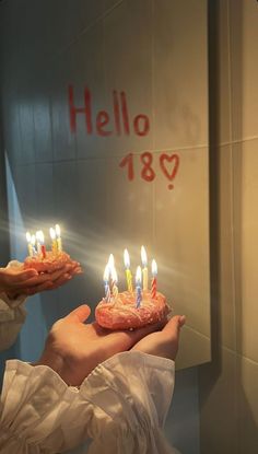 Candle Ii, 17 Doğum Günü, Trending Summer Nails, 18th Birthday Party Themes, Dessert Candle, Happy Birthday 18th, Birthday Shots, Happy 17th Birthday, Simple Birthday Decorations