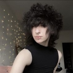 Hairstyle References, Vertical Labret Piercing, Vertical Labret, Shaggy Hair, Retro Hair, Labret Piercing, Emo Guys, Alternative Style