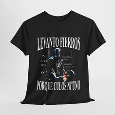 "LEVANTO FIERROS PORQUE CULOS NI UNO" Presentamos nuestra exclusiva camiseta unisex de estilo suave con diseño de calavera divertida para el gimnasio--una combinación perfecta de comodidad casual y estilo audaz y humorístico. ¿Por qué elegir nuestra camiseta? 🛒 Proceso de pedido fácil: Nuestra interfaz de personalización fácil de usar hace que el proceso de pedido sea muy sencillo. Simplemente selecciona tu talla. 💪 Exprésate: Destácate en el gimnasio con una camiseta que muestre tu personalid Shirt Price, Favorite Outfit, Gender Neutral, Adult Outfits, Bathing Beauties, Tops & Tees, United States, Ships, T-shirt