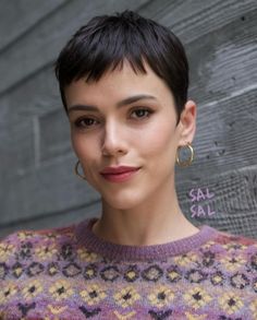 Toni And Guy Haircuts Woman, Pixie Cut Brown Hair, Easy Pixie Haircut, Toni And Guy Haircuts, Mia Farrow Pixie, Vintage Pixie Cut, French Bobs, Super Short Pixie Cuts, Celebrity Pixie Cut