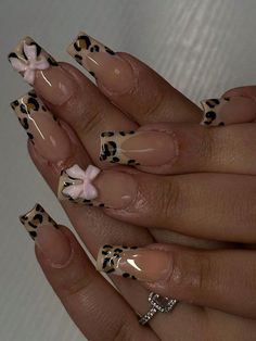 Nails Inspiration Leopard Print, Leopard Print Nails French Tip, Nail Designs Leopard Print, Leapord Nails Acrylic, Leopard Print Nails Pink, Cheetah French Tip Nails, Leopard French Nails, Leopard Print Nail Designs