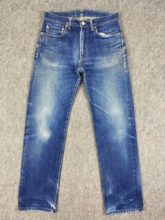 30x28 Selvedge Faded Blue Vintage Blue Blue Jeans - JN3379 Size: 30 Item Description tag  Levi's Actual measurement (inches) Waist - 30 Front Rise - 10 Hips - 39 Thigh - 11 Knee - 8 Leg Opening - 14 Inseam - 28 Outseam - 38.5 Material : Cotton  *Disclaimer: Product color may slightly vary due to photographic lighting sources or your monitor settings.  #JN3379 Straight Hem Washed Denim Jeans, Faded Jeans With Frayed Hem In Rigid Denim, Distressed Straight Denim Jeans, Straight Distressed Denim Jeans, Faded Rigid Denim Jeans With Standard Cut Leg, Faded Rigid Denim Jeans Standard Cut, Distressed Straight Denim Blue Jeans, Faded Jeans In Rigid Denim With Standard Cut Leg, Straight Distressed Denim Blue Jeans