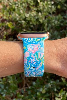 Aqua Underwater Silicone Band for Apple Watch – PinkIcingByCarolyn Beachy Apple Watch Bands, Apple Watch Bands Preppy, Cute Watch Bands, Preppy Apple Watch Bands, Cute Apple Watch Bands, Preppy Accessories, Aqua Rose, Apple Watch Fashion, Preppy Jewelry