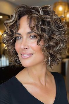 Chocolate Copper Hair, Short Curly Hairstyles For Women, Curly Hair Trends, Short Natural Curly Hair, Andie Macdowell, Natural Curly Hair Cuts, Short Curly Haircuts, Medium Curly Hair Styles, Haircuts For Curly Hair