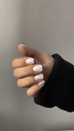 50s Nails, Classy Short Nails, Manicure Short Nails, Manicure Short, Short Summer Nails, Old Money Nails, Money Nails, Chic Manicure, Classy Nail Art