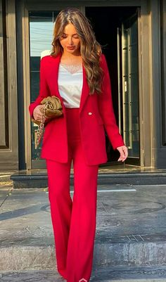 Office Outfit Inspiration, Office Outfit, Red Suit, Kpop Fashion Outfits, Formal Outfit