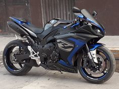 R1 personalizada  por.                 TDR concepts Blue Motorcycle, Fast Sports Cars, Biker Love, Yamaha Motorcycle