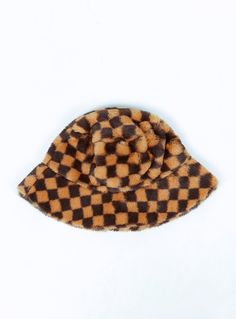 Bucket hat  Faux fur   100% Polyester  Checkered print   Structured brim Festival Shop, Coachella Outfit, Checkered Print, Checker Print, Festival Accessories, Fleece Dress, Sweatshirt Set, Outerwear Outfit, Knit Sweatshirt