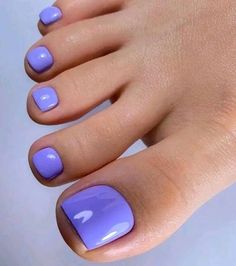 Summer Pedicure Purple, Purple Toes Nails, Purple Toes Toenails, Pedicure And Manicure, Pedicure Nail Designs, Pedicure Colors, Blue Toes