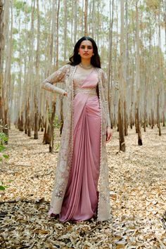 Summerverse - Volume 2 – Page 2 – Mishru Saree Jacket Designs, Saree Drapes, Saree With Belt, Draped Saree, Modern Saree, Fancy Sarees Party Wear, Pakistani Wedding Outfits, Pakistani Fancy Dresses, Drape Saree