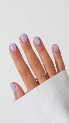 Soft Summer Nails, Short Nails Pastel, Capping Uñas, Old School Radio, Multicolored Nails, Hippie Nails, Tie Dye Nails, Subtle Nails, Simple Gel Nails